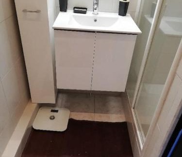 7th Arrondissement Apartment | Appartement au coeur d'Endoume 13007