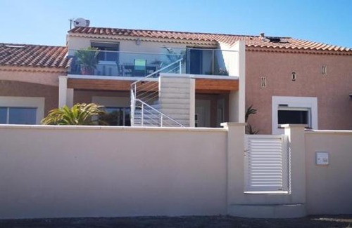 Salin-de-Giraud House | Appartement au dessus de la maison du Saunier