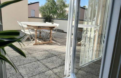 Chateau Apartment | Appartement au lac du chateau