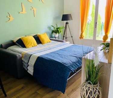 Bagnoles-de-l'Orne Apartment | Appartement avec jardin