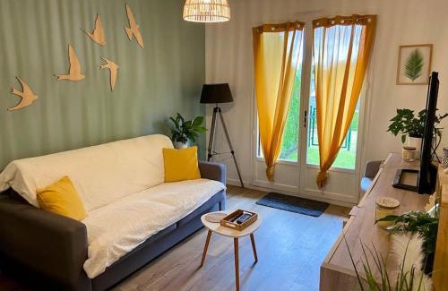 Bagnoles-de-l'Orne Apartment | Appartement avec jardin
