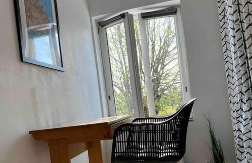 Loriol-sur-Drome Apartment | Appartement Avec Terrasse et Jardin