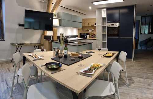 Sarlat-la-Caneda Apartment | Appartement avec terrasse & parking Sarlat Centre