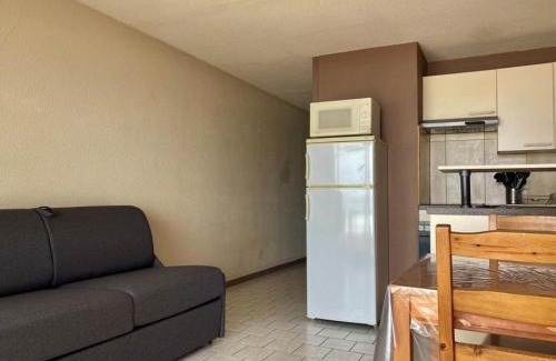 Longeville-sur-Mer Apartment | Appartement avec balcon-terrasse, parking privatif et accès plage à Longeville-sur-Mer - FR-1-336-28