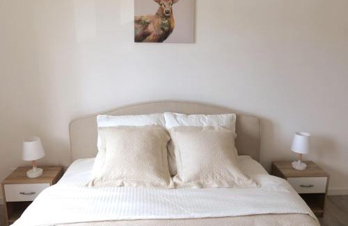 La Madeleine Apartment | Appartement avec 2 chambres et parking privé