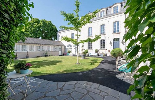 Downtown Angers Apartment | Appartement Avec Bain de Vapeur
