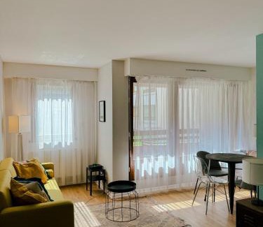Historic Center Apartment | Appartement avec balcon centre ville Strasbourg