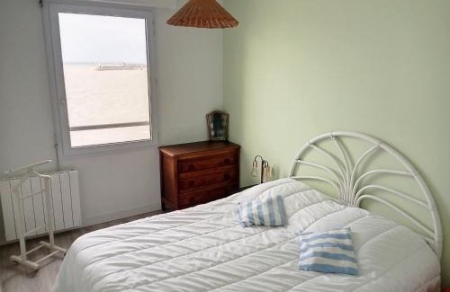 Granville Apartment | Appartement avec balcon, proche des plages et commerces - FR-1-361-89