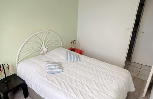Granville Apartment | Appartement avec balcon, proche des plages et commerces - FR-1-361-89