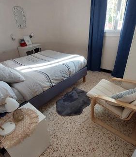 Route d'Arles Apartment | Appartement avec garage gratuit