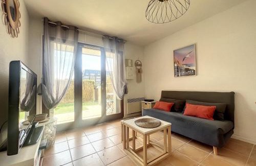Villers-sur-Mer Apartment | Appartement avec jardin à 30m de la plage