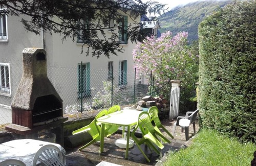 Mont-Dore Apartment | Appartement avec jardin LES COQUELICOTS