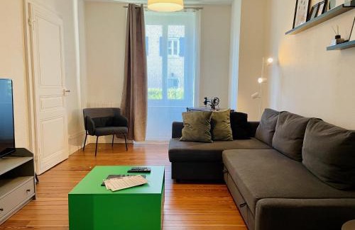 Montbeliard Apartment | Appartement avec place de parking et box vélos