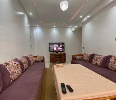 Bni Yakhlef Apartment | Appartement avec suite parentale