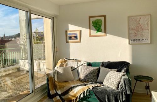 Montbeliard Apartment | Appartement avec terrasse et parking gratuit accolé