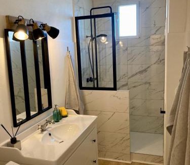 Montbeliard Apartment | Appartement avec terrasse et parking gratuit accolé