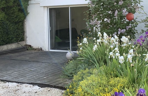 Chapet Apartment | Appartement Avec Terrasse Privative