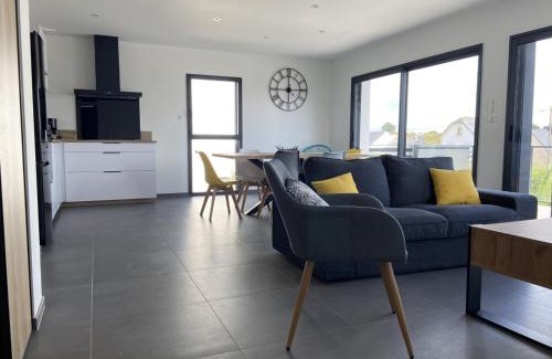 Kerroch Apartment | Appartement avec terrasse vue mer, parking privé (lgt B)