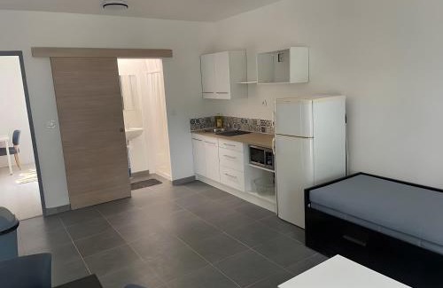 Poussan Apartment | Appartement B