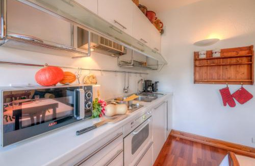 Chamonix City Centre Apartment | Appartement Belle Epoque - Happy Rentals