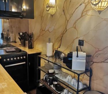 Bordeaux City Centre Apartment | Appartement bordelais de charme