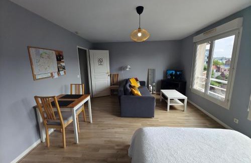 La Madeleine Apartment | Appartement Botanique