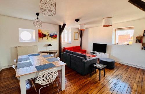 Chalons-en-Champagne Apartment | Appartement coeur centre-ville cosy et chaleureux rue Carnot