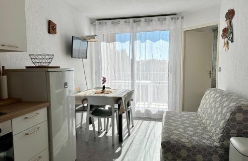 Miramar Apartment | Appartement cosy en bord de mer