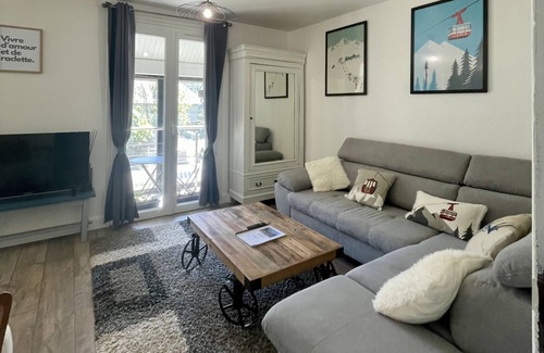 Esquieze-Sere Apartment | Appartement Cosy Dans Résidence Calme Cheminée Jardin vue sur la Montagne