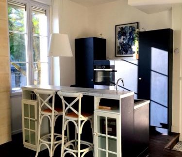 Grand Parc-Paul Doumer Apartment | Appartement centre de Bordeaux Clim et tram