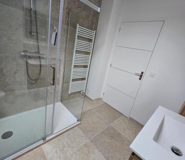 Toul Apartment | Appartement centre de Toul avec jardin