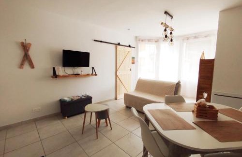 Ax-les-Thermes Apartment | Appartement centre Ax-les-Thermes proche télécabines & parking