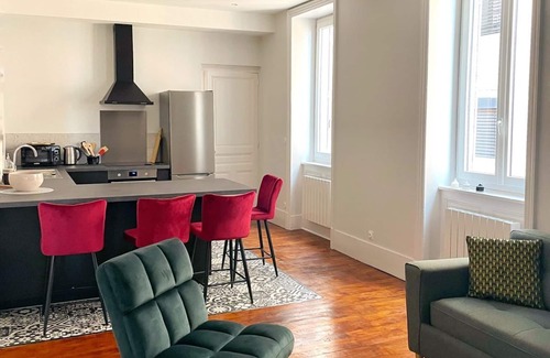 Macon Apartment | Appartement Centre Mâcon Avec vue sur la Saône