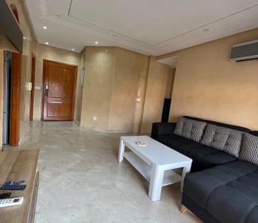 Camp El Ghoul Apartment | Appartement Centre Ville Gueliz Parking Inclus