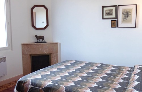 Prades Apartment | "Appartement Cerise" - 2 Bedroom Character Apartment in Heart of Prades