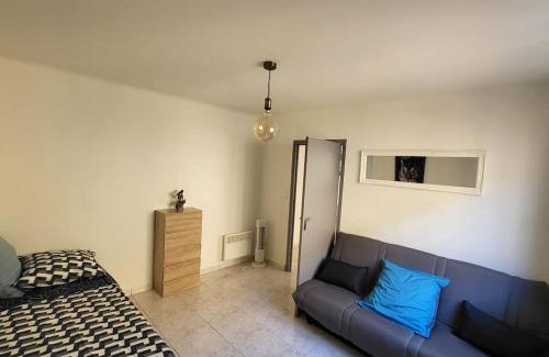 La Gare Apartment | Appartement chaleureux, proche de la gare