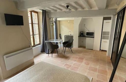 Toucy Apartment | Appartement chambre Toucy