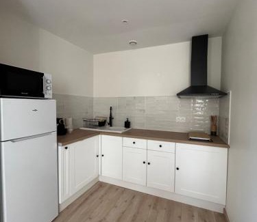 Figeac Apartment | Appartement Champollion 2
