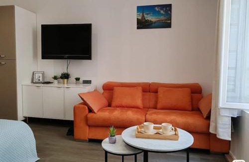 8th Arrondissement Apartment | appartement champs elysees