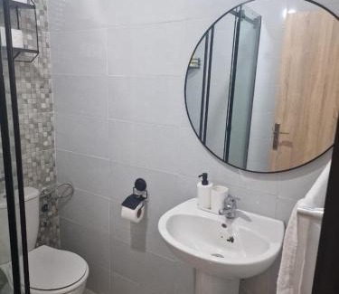 Hjar Ennhal Apartment | Appartement charmant entre Mer, Forêt & Aéroport