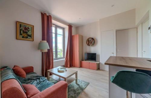 Bussiere - Cadiere Apartment | Appartement Chic & Cosy - 1 min à pied du métro