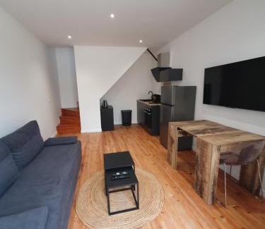Authezat Apartment | Appartement chic et cosy
