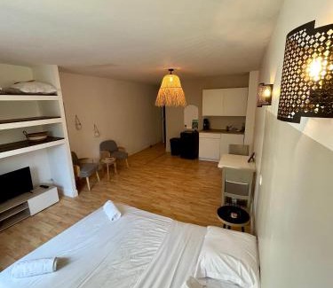 Montferrat Apartment | Appartement Chloé du lac