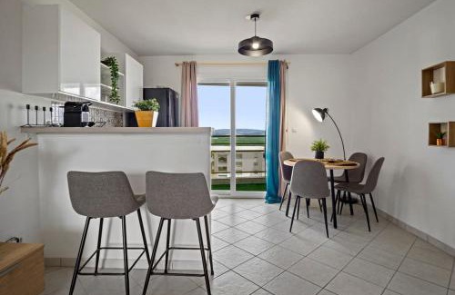 Le Lamentin Apartment | Appartement City View