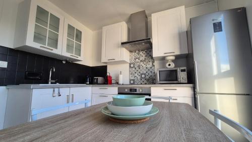Mont-Saint-Aignan Apartment | Appartement Clara Parking Gratuit