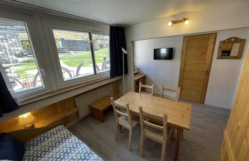 Les Menuires Apartment | Appartement classique 2 pièces pour 4 personnes aux Menuires - FR-1-452-233