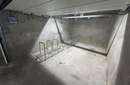 Balaruc-les-Bains Apartment | Appartement Climatisé 2 Étoiles, Proche Thermes et Parc, Animaux Admis, Parking, Non-Fumeur - FR-1-503-91