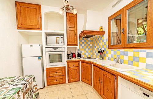 Le Bar-sur-Loup Apartment | Appartement confortable au Bar-sur-Loup, 84 m², vue montagne