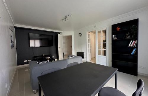Louvres Apartment | Appartement Confort à Louvres proche CDG