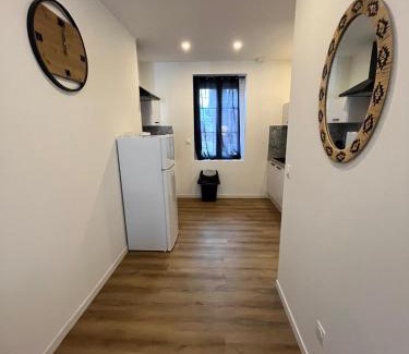 Cany-Barville Apartment | Appartement confortable, neuf en centre ville